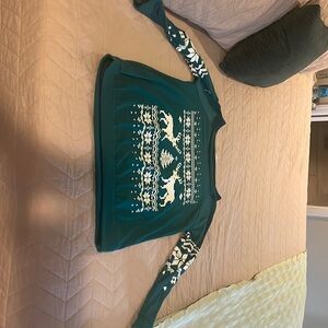 Green Boutique Christmas Top